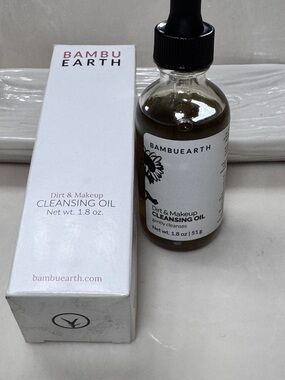 BambuEarth Dirt & Makeup Cleansing Oil 1.8oz Natural Cleanser NEW